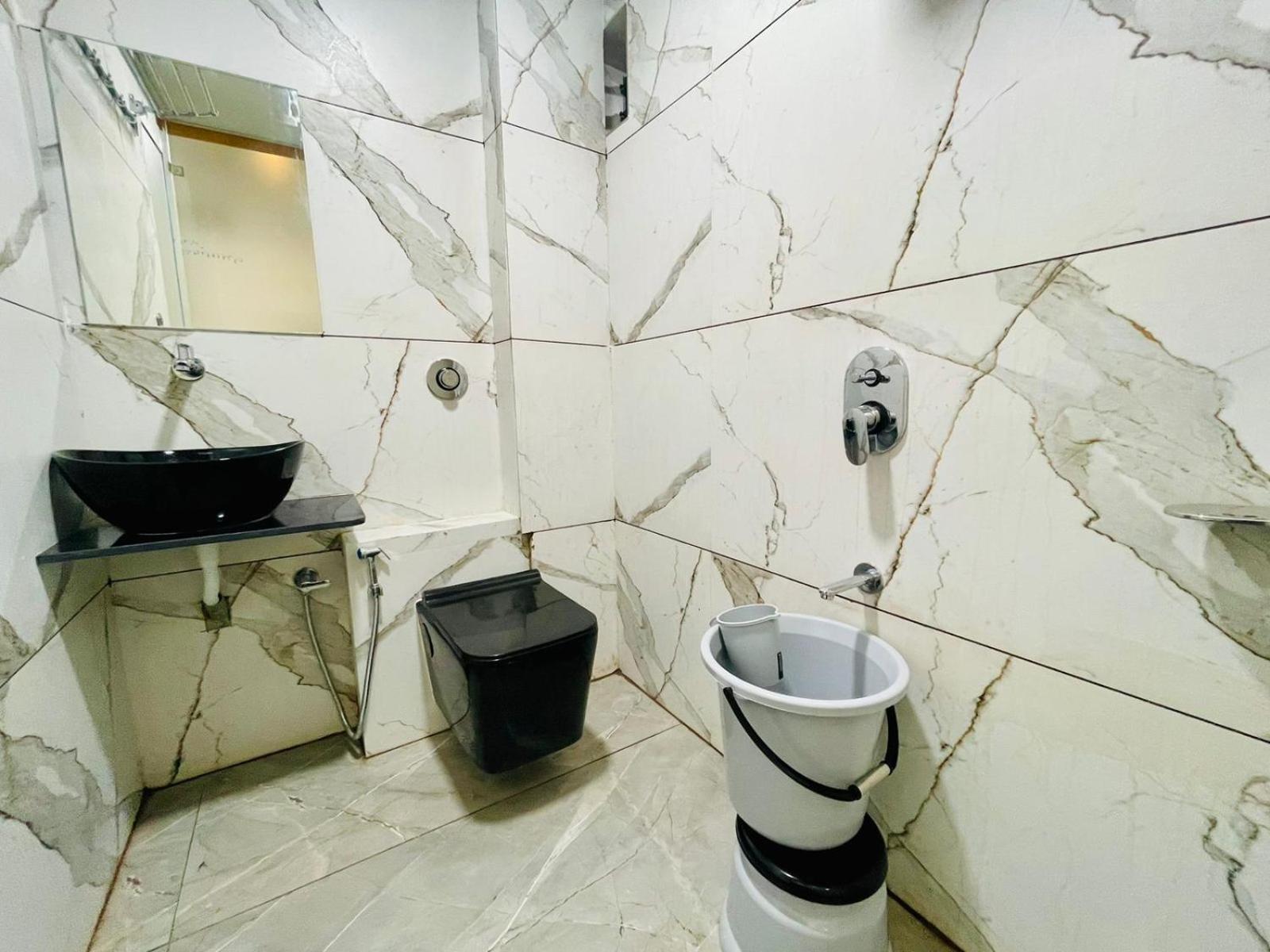Hotel Royal Elite Radźkot Zewnętrze zdjęcie