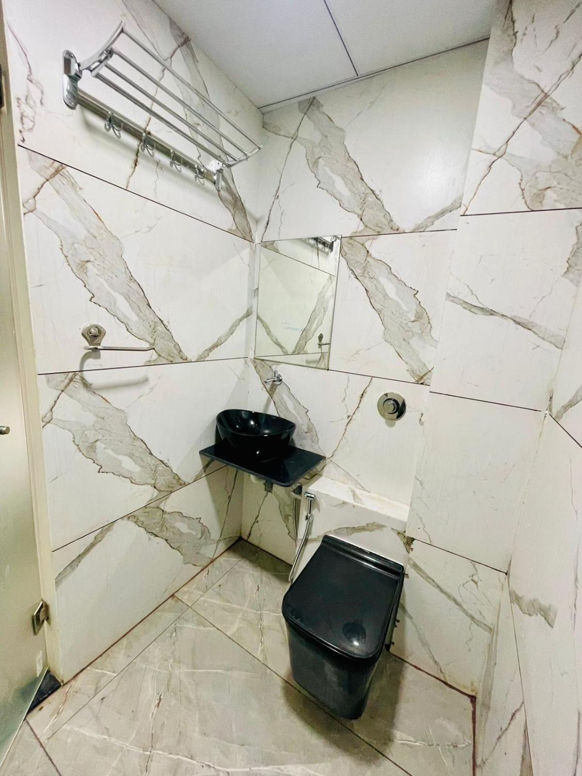 Hotel Royal Elite Radźkot Zewnętrze zdjęcie